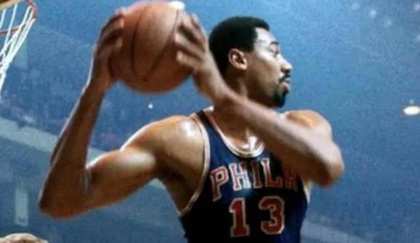 NBA历史十大神级新秀_nba球星新秀年数据_新秀出道即巅峰球员
