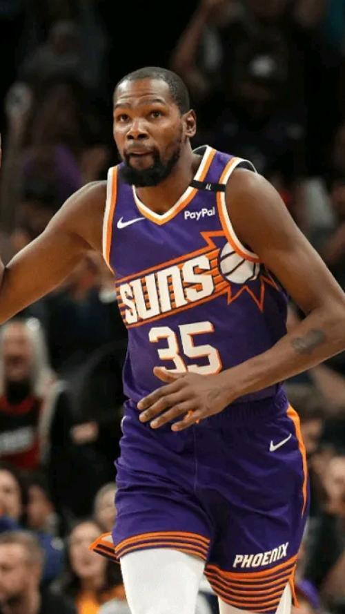 NBA现役仅两人总分破30000分，詹姆斯杜兰特书写得分传奇